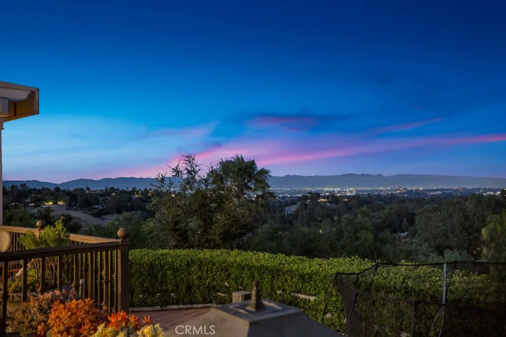 24965 Kit Carson Road, Hidden Hills, California 91302 home-pic-42